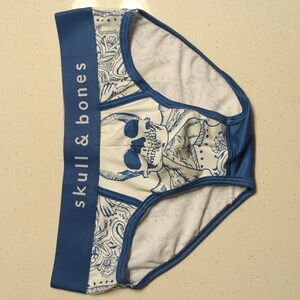 Skull & Bones Skull Brief